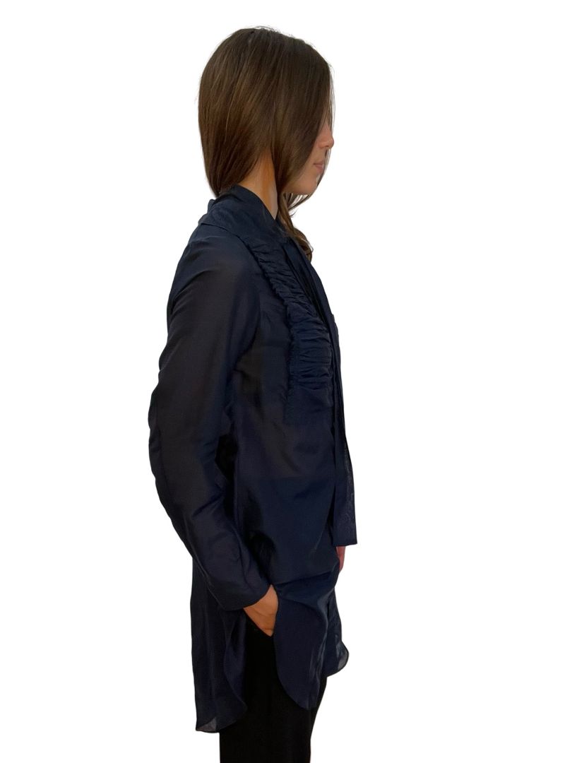 ESS Laboratory Navy Sheer Silk/Cotton Long Shirt. Size: 2