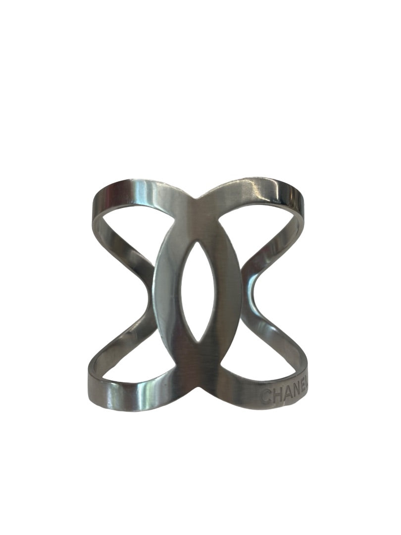 Chanel Silver CC Curve Cuff Bracelet. Size: OS