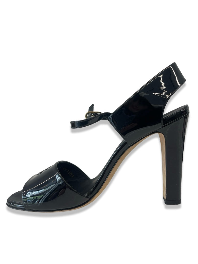 Chanel Black Patent Strap Heel. Size: 40.5