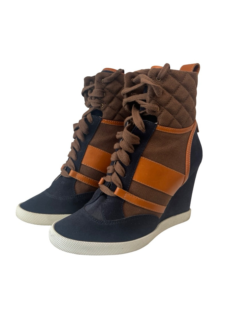 Chloe Navy / Brown/ Tan Suede Wedge Lace Up Sneaker Boots. Size: 39