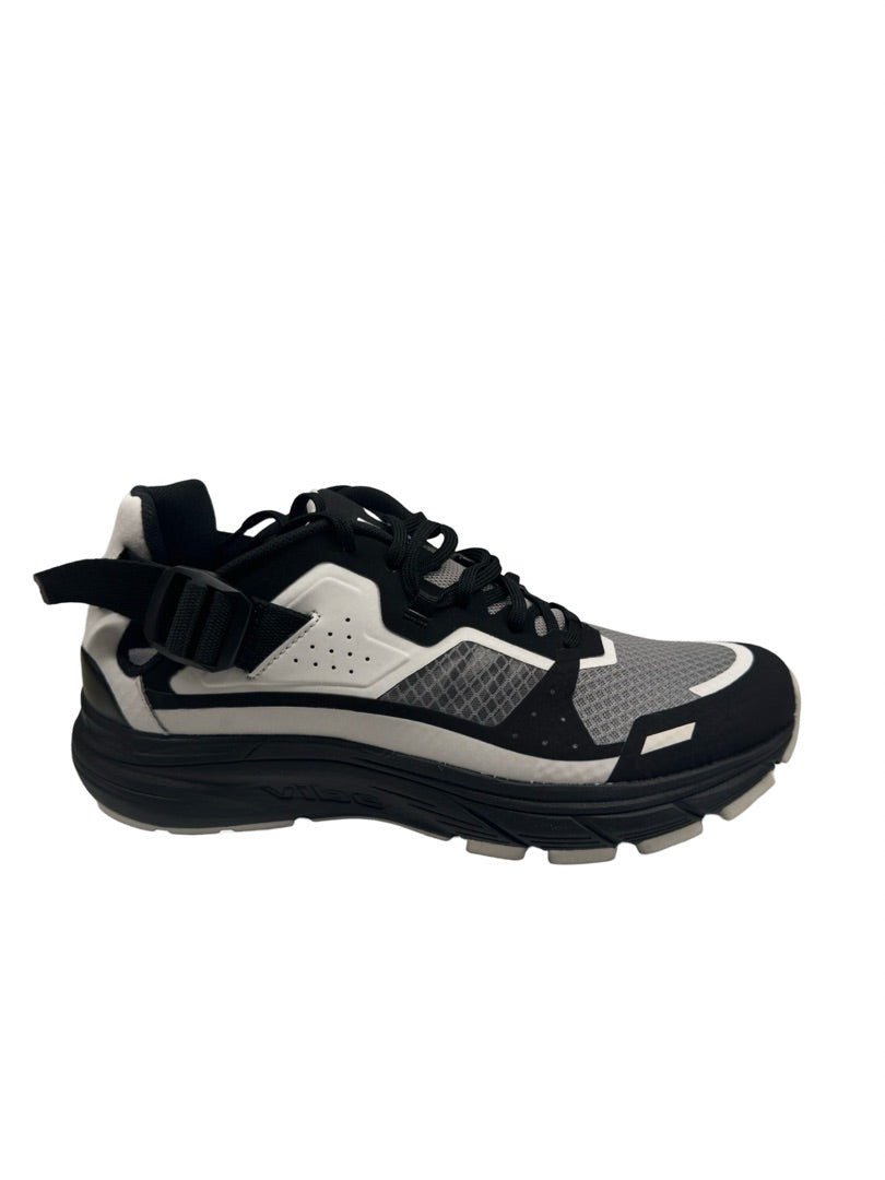 Salomon Black BBS 11 Sneakers. Size: 41.5