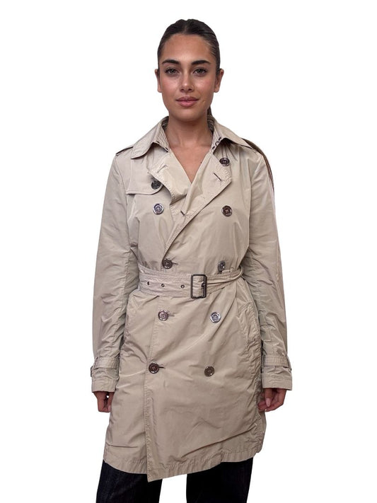Burberry Brit Cream Short Rain Coat. Size: 10