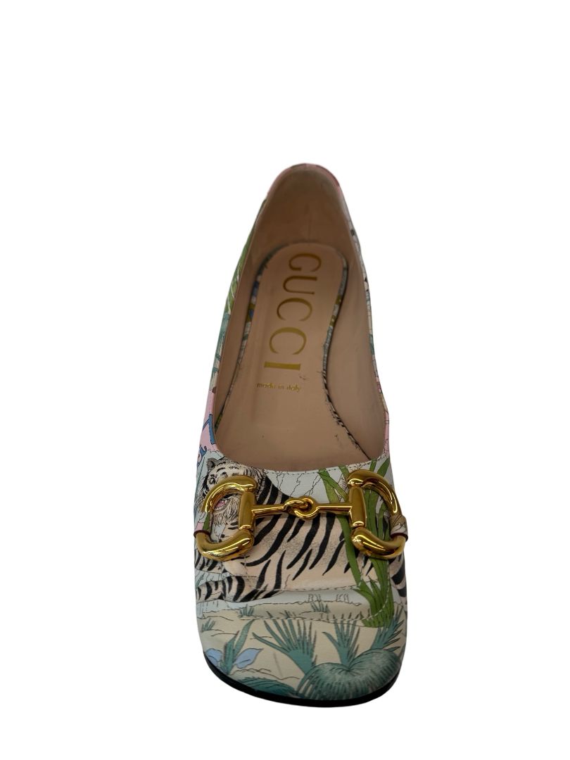 Gucci Floral Print Horsebit Heeled Flats. Size: 39