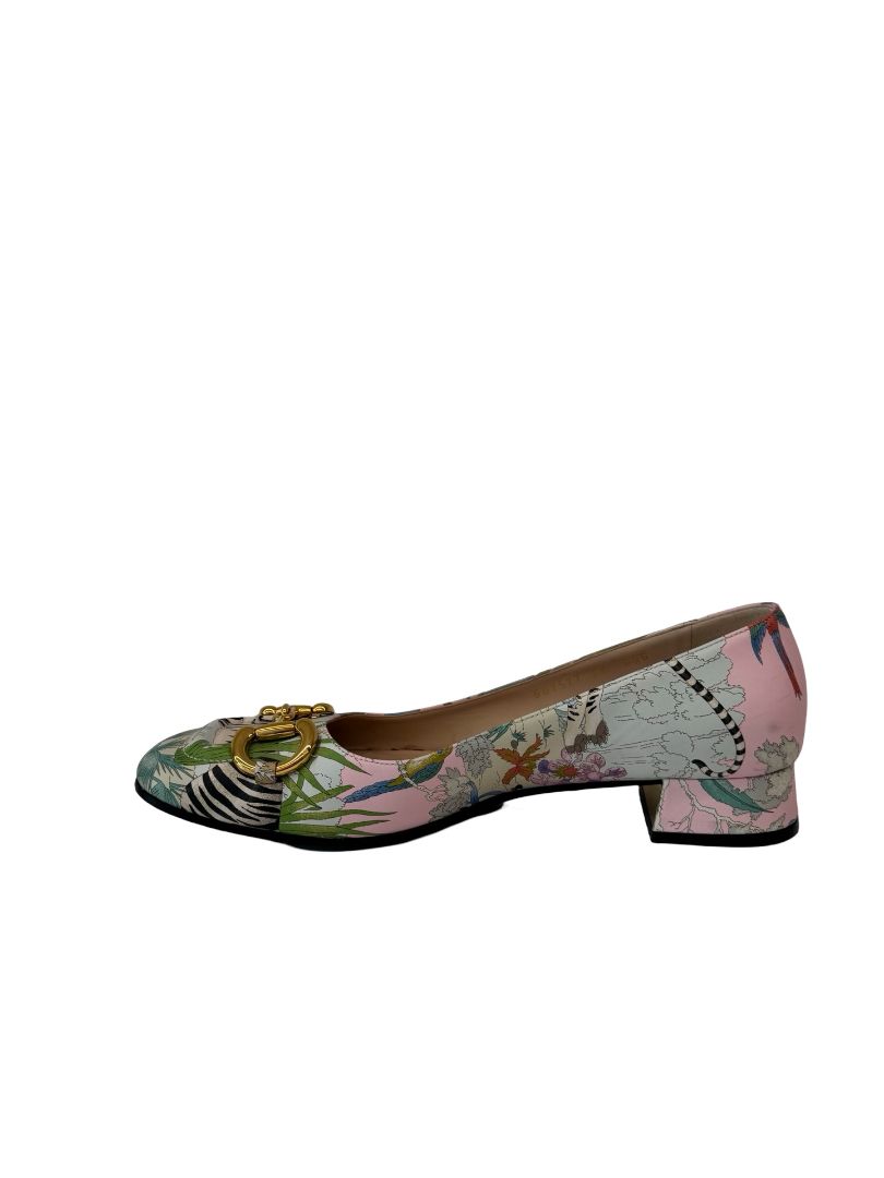 Gucci Floral Print Horsebit Heeled Flats. Size: 39