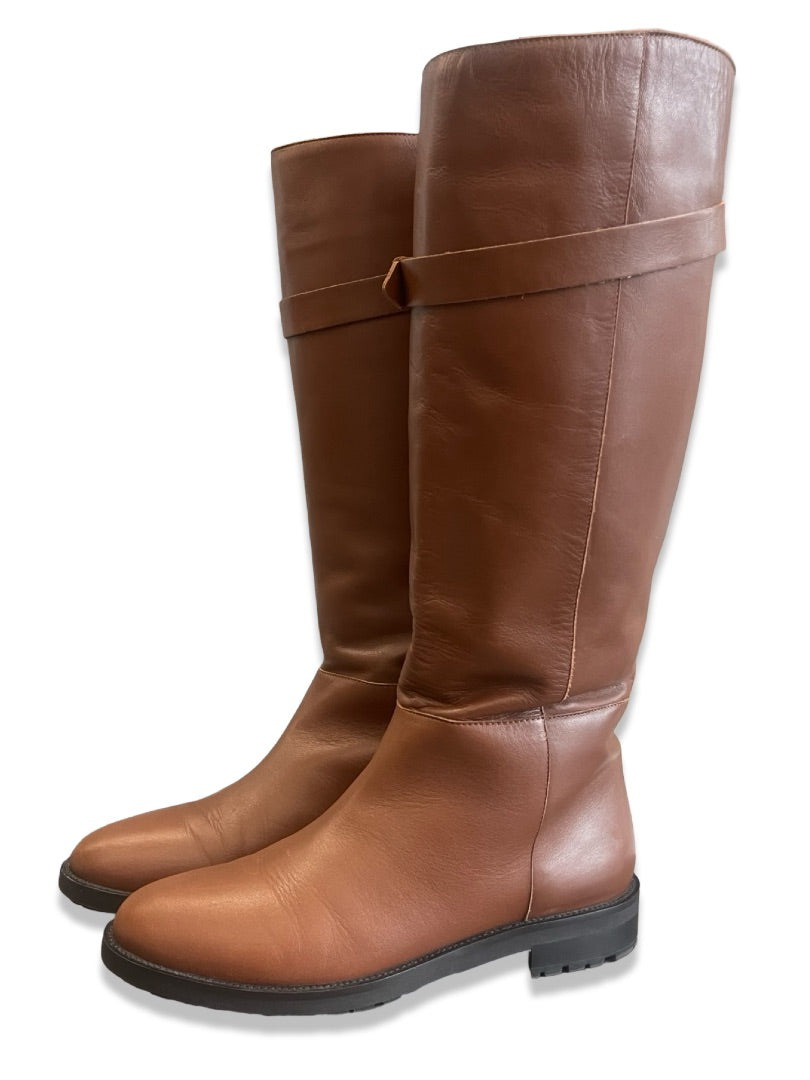 Weekend MaxMara Brown Leather Riding Boots. Size: 40