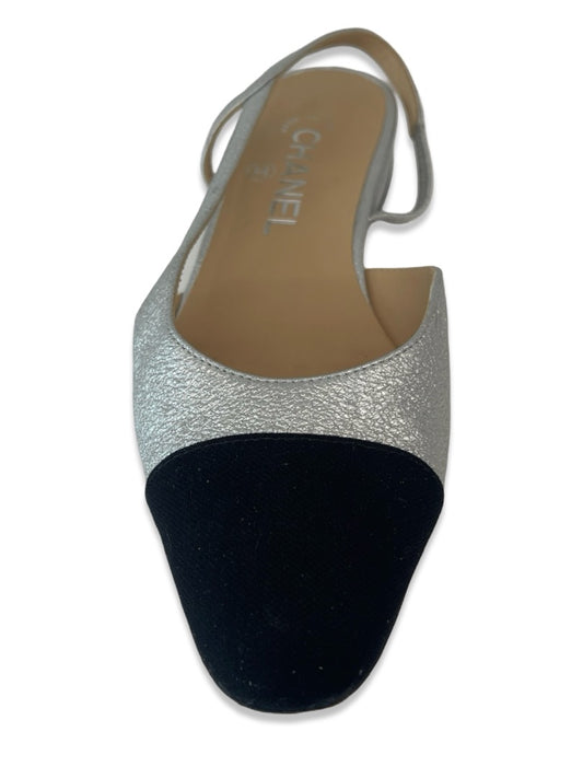 Chanel Silver Slingbacks. Size: 37C