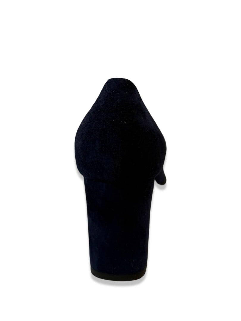 Tod's Navy Suede Block Heels. Size: 39.5