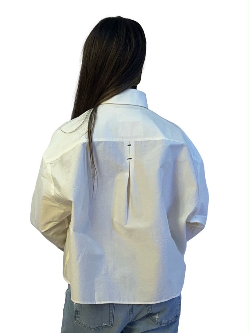 Cordera Ivory Cropped Cotton Shirt. Size: OS