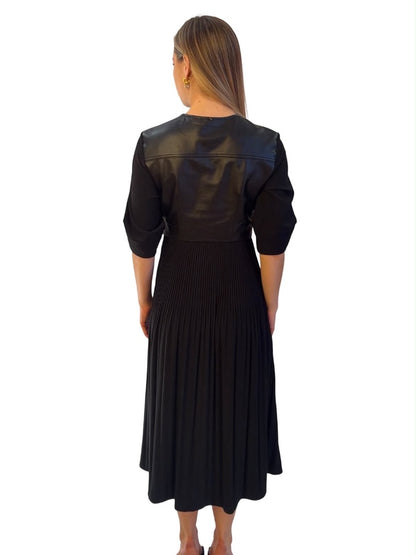 SportMax Black Pleated Dress W Faux Leather Belt. Size: 6