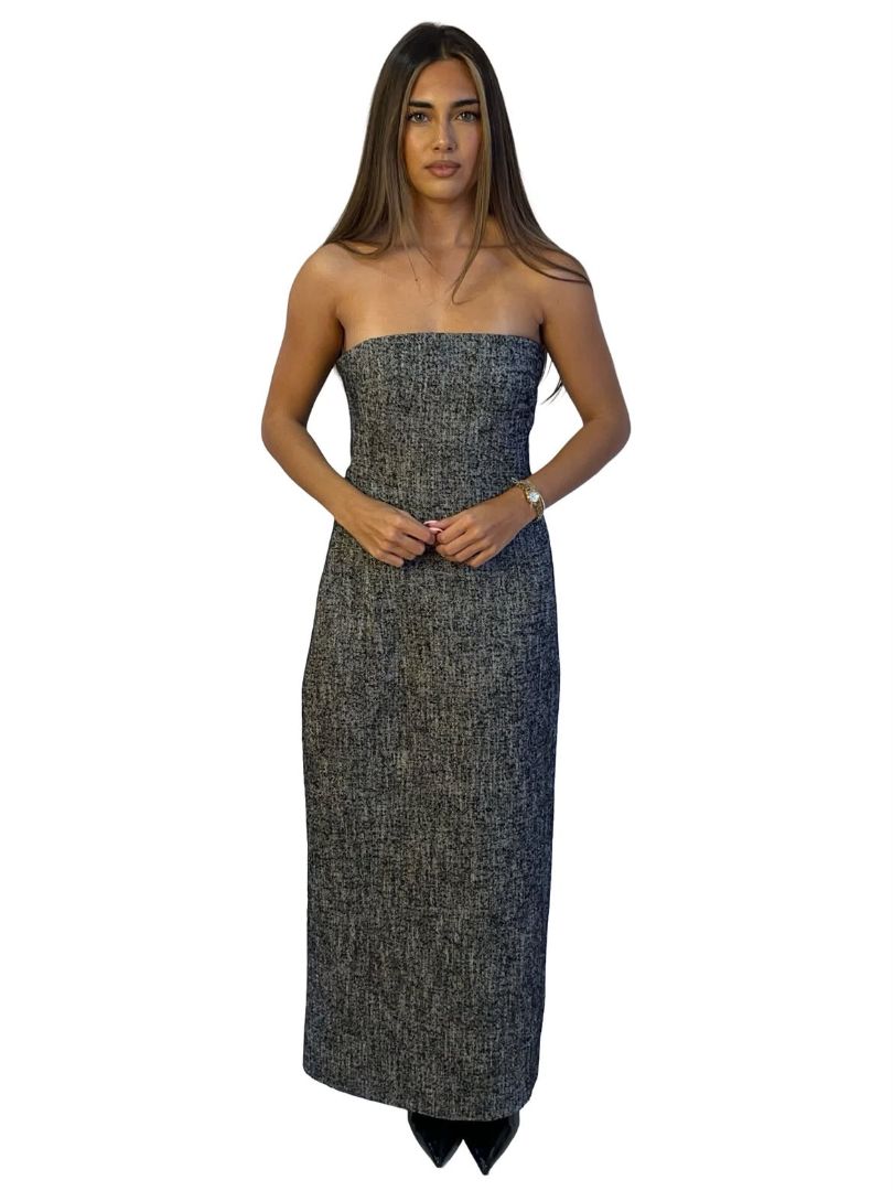 Camilla & Marc Grey Textured Strapless SAMPLE Dress. Size: 8