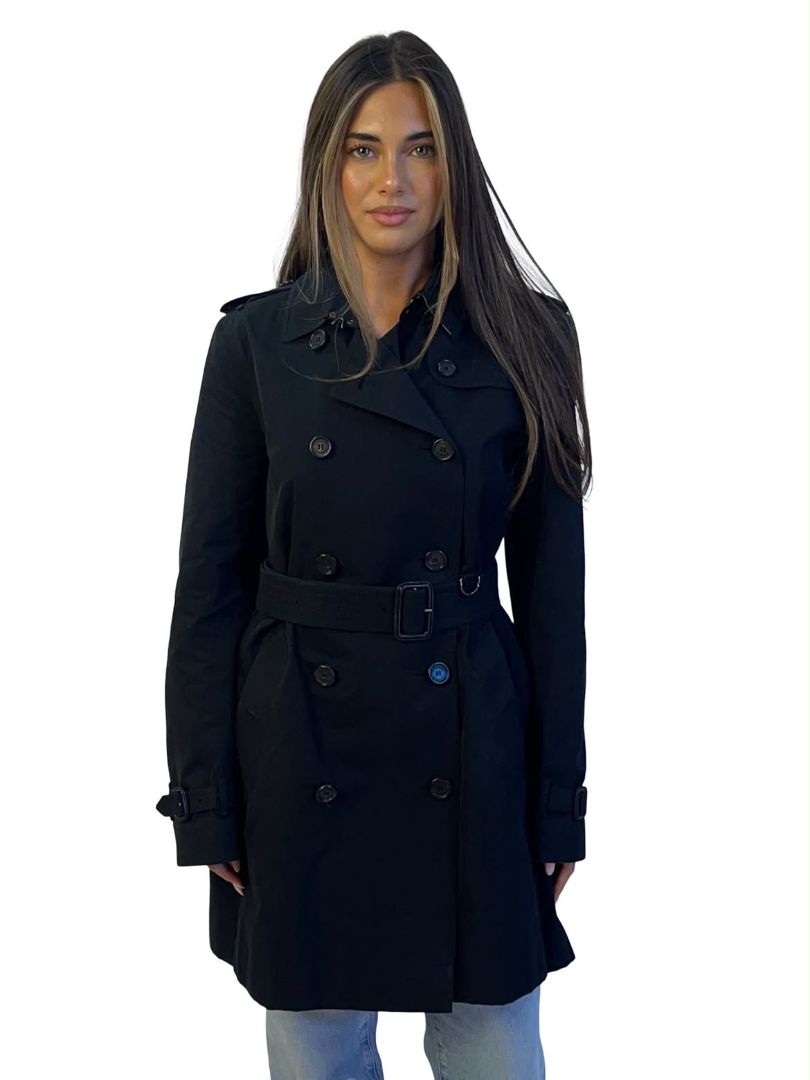 Burberry Black 'Kensington' Short Trench. Size: 12