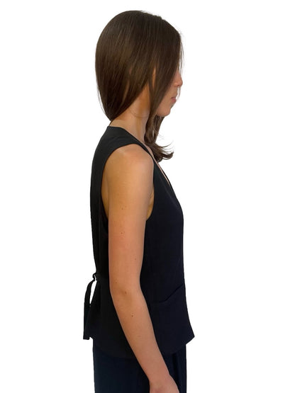 Elka Collective Black Vest. Size: 14