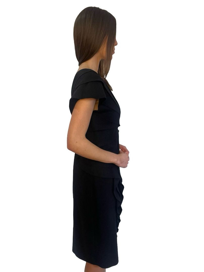 Fendi Black V Neck Ruched Dress. Size: 44