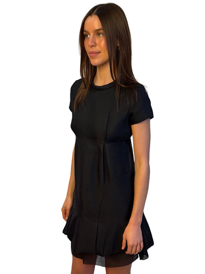 Burberry Black Vintage Shift Dress. Size: 40