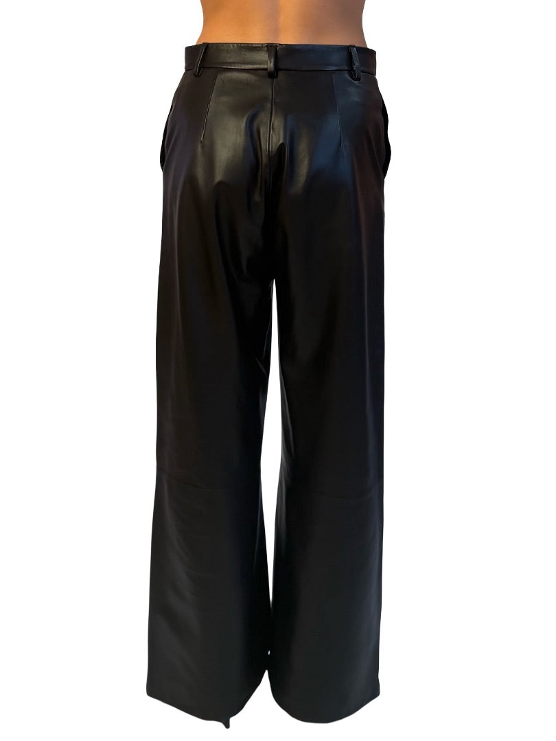 Scanlan Theodore Black Leather Wide Leg Pants. Size: 8-10