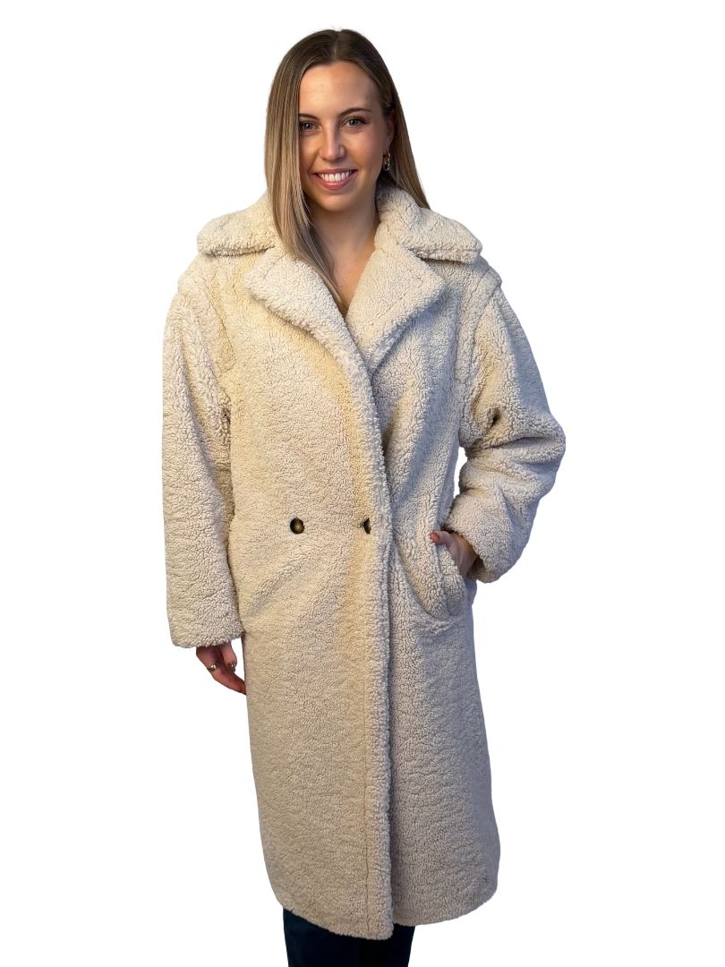 APPARIS Ivory 'Darnya' Teddy Coat. Size: S