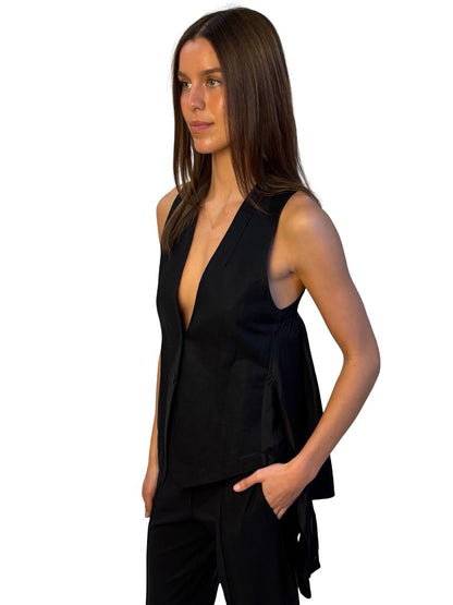 JNBY Black Sheer Vest. Size: L