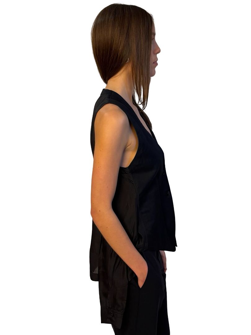 JNBY Black Sheer Vest. Size: L