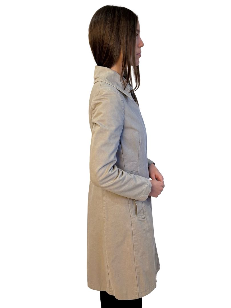 Miu Miu Beige Canvas Snap Button Coat. Size: 40