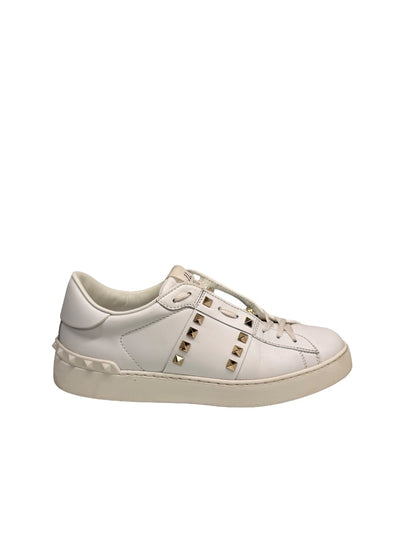 Valentino Garavani White Rockstud 'Untitled' Sneakers. Size: 40