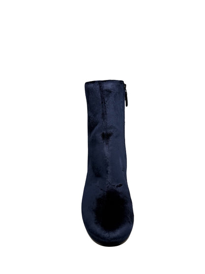 Balenciaga Navy Velvet Block Heel Boots. Size: 41