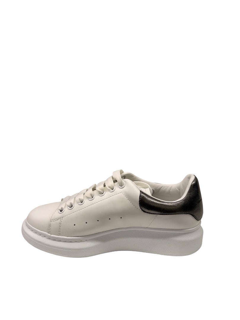 Alexander McQueen White Metallic Heel Platform Sneakers. Size: 41