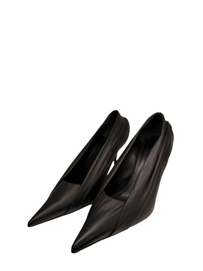 Balenciaga Black Ruched Accent Pumps. Size: 40
