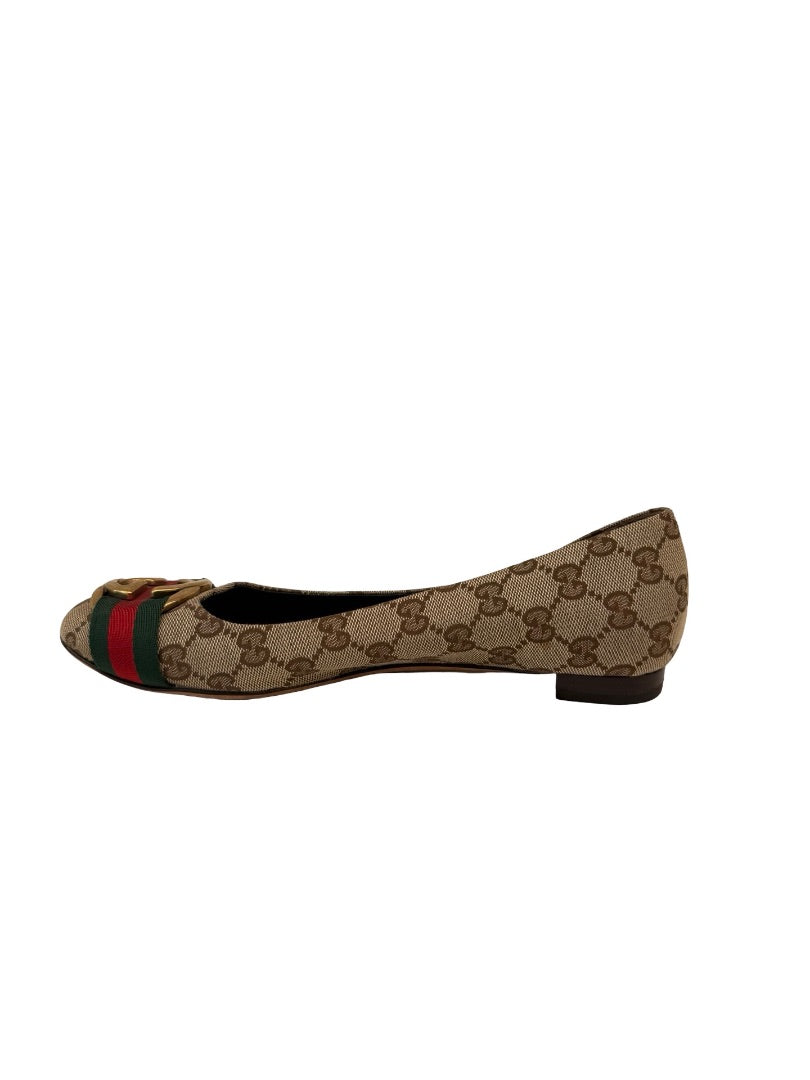 Gucci Biege Monogram Canvas GG Stripe Flats. Size: 39