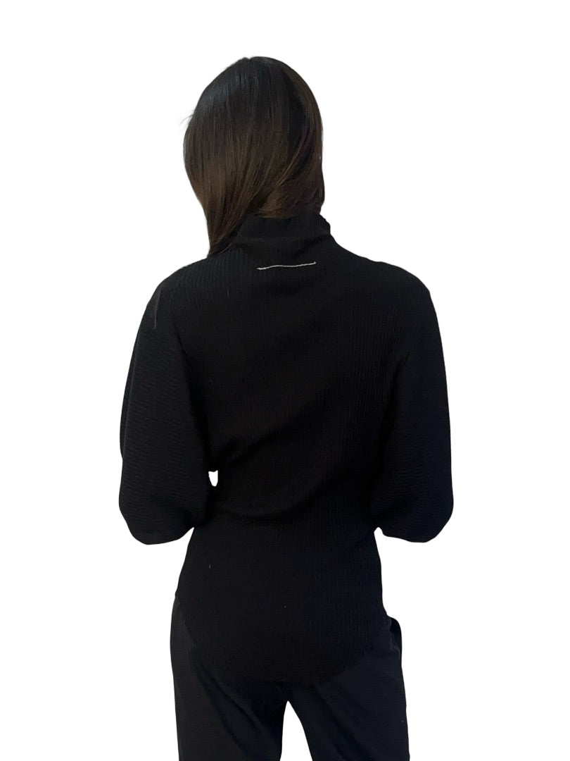 Bassike Black Ribbed Balloon Sleeve Top W Thumbholes. Size: XS