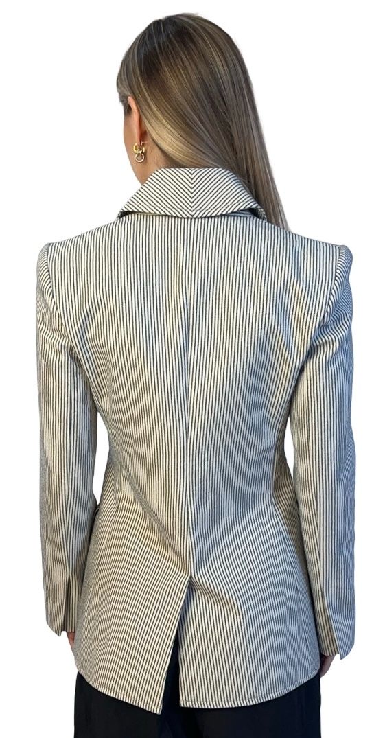 Scanlan Theodore Neutral / Navy Dashed Pinstripe Blazer. Size: 8