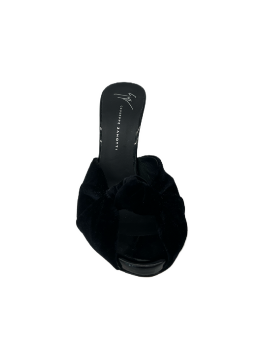 Giuseppe Zanotti Black Suede Mules w Knot Detail. Size: 37.5