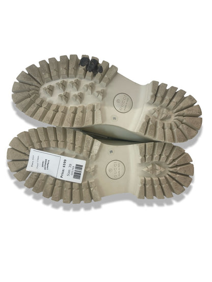 Gucci Cream Horsebit Chunky Loafers W Bee Embroidery. Size: 39