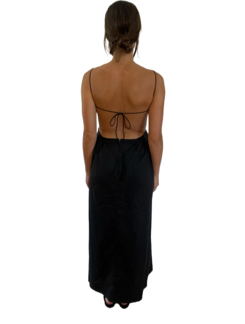 Venroy Black Long Backless Dress w Thin Straps. Size: M