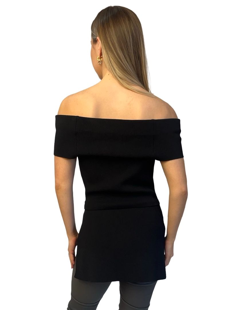 Scanlan Theodore Black Crepe Knit Blouse w/ Skirt Slits. Size: M