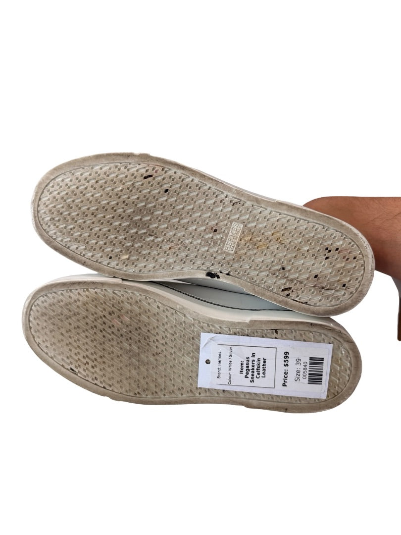 Hermes White / Silver Pegasus Sneakers in Calfskin Leather. Size: 39