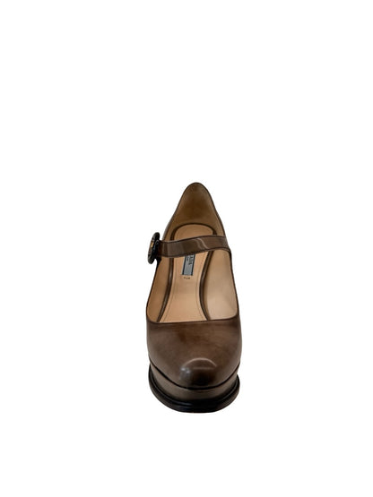 Prada Taupe Mary Jane Platform Leather Heels. Size: 38