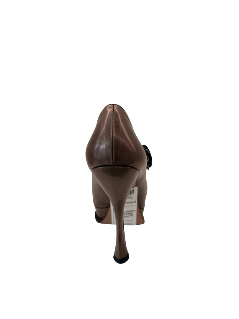 Prada Taupe Mary Jane Platform Leather Heels. Size: 38