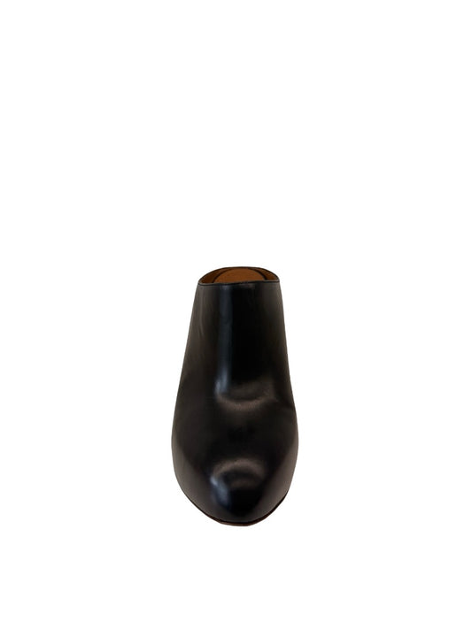 Yves Saint Laurent Black Leather Heeled Mules. Size: 38.5