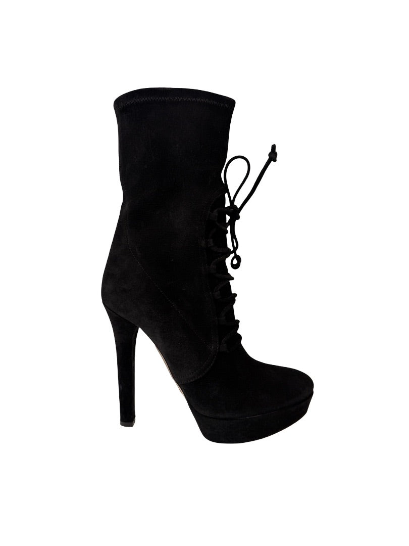 Miu Miu Black Lace Up Suede Platform Heeled Boots. Size: 38.5