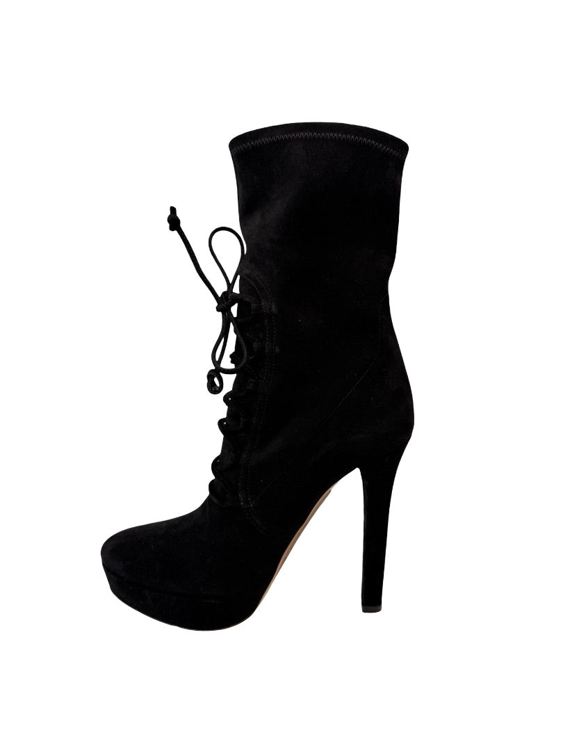 Miu Miu Black Lace Up Suede Platform Heeled Boots. Size: 38.5