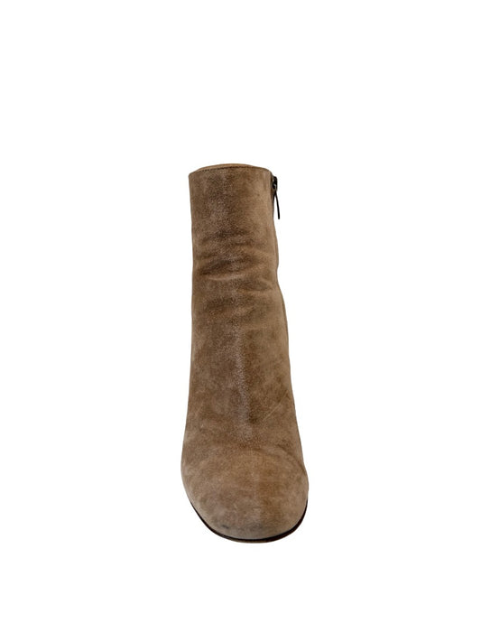 Gianvito Rossi Bisque Suede Round Toe Ankle Boot. Size: 39