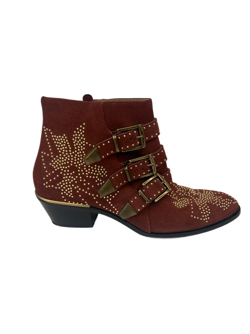 Chloe Brown Susanna Studded Suede Short Ankle Boots. Size: 38.5