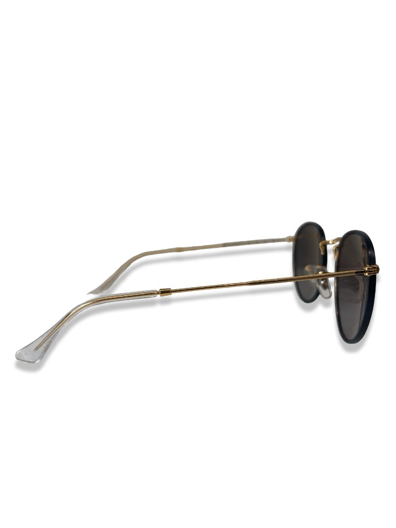 Ray-Ban Black Round Glasses w/ Gold Frame.