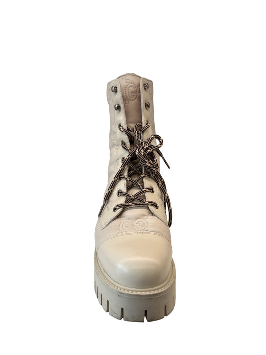 Gucci Cream Quilted GG 'Matelasse' Lace Up Combat Boots. Size: 39
