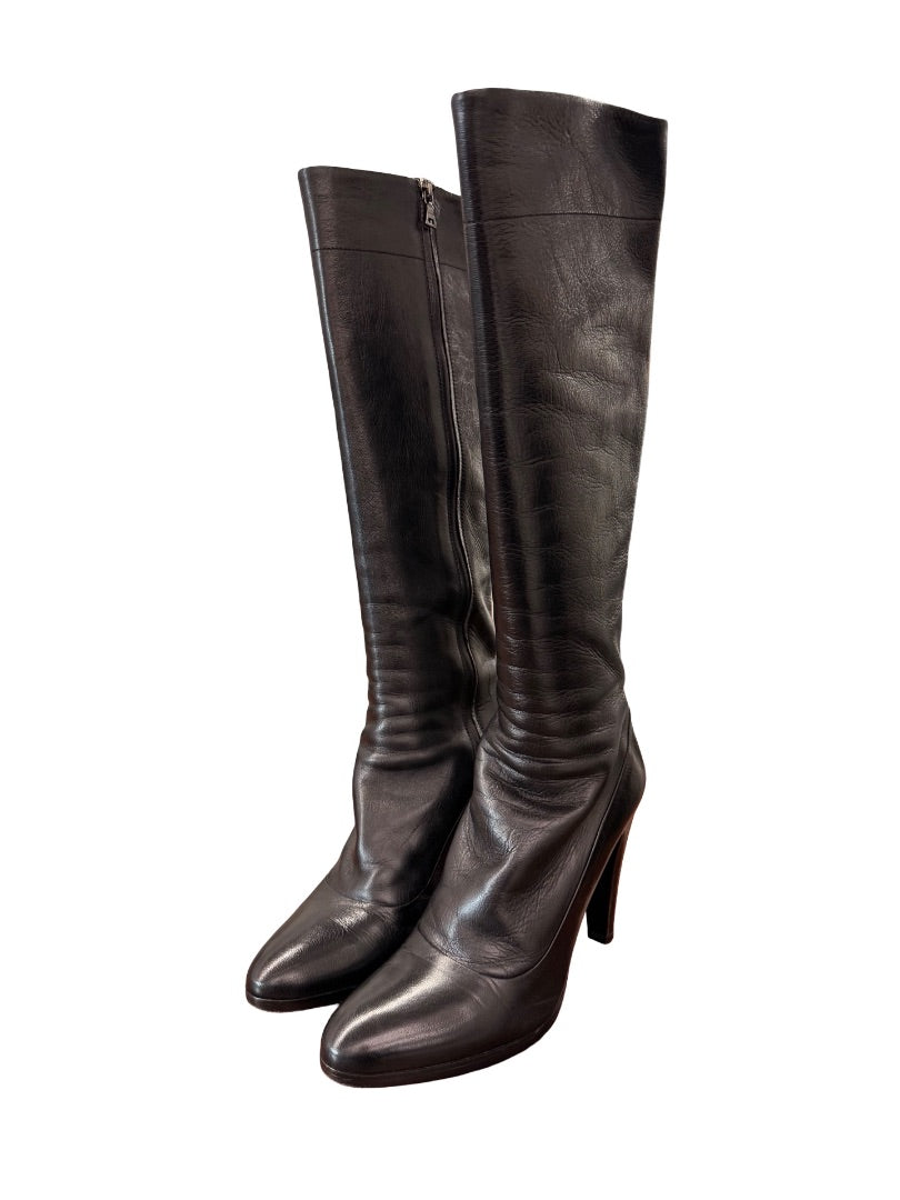 Prada Black Knee High Round Toe Stiletto Boots. Size: 40.5