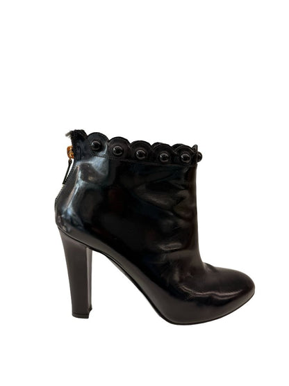 Moschino Black Enamel Studded Leather Ankle Boot. Size: 40