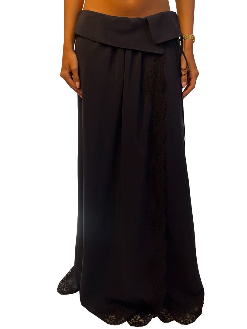 Chloe Navy Silk Wrap Lace Trim 'Jupe' Skirt. Size: 38