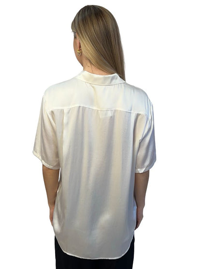 Silk Laundry White Silk Short Sleeve 'Boyfriend' Shirt. Size: M