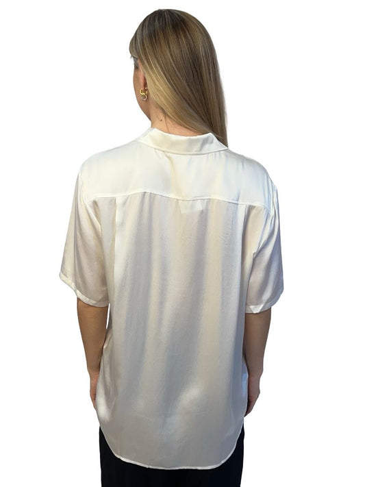 Silk Laundry White Silk Short Sleeve 'Boyfriend' Shirt. Size: M