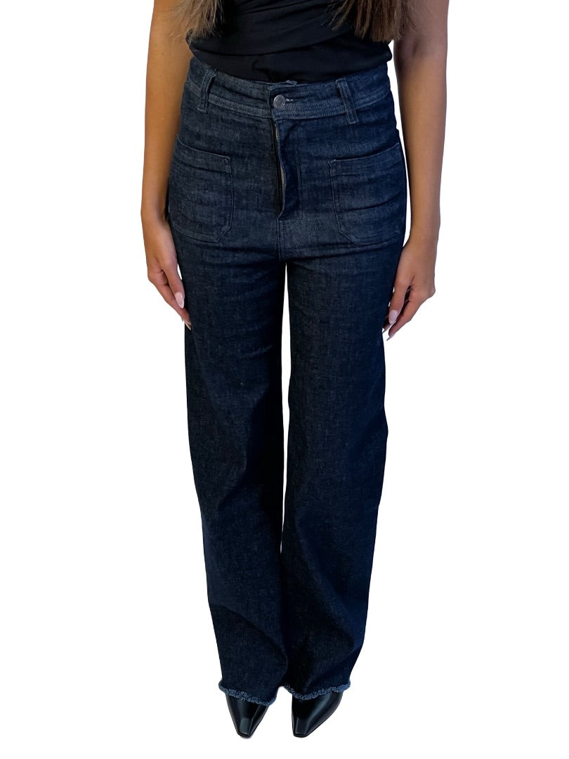 White Story Blue Dark Wash High Waisted Jeans w/ Pockets. Size: 8